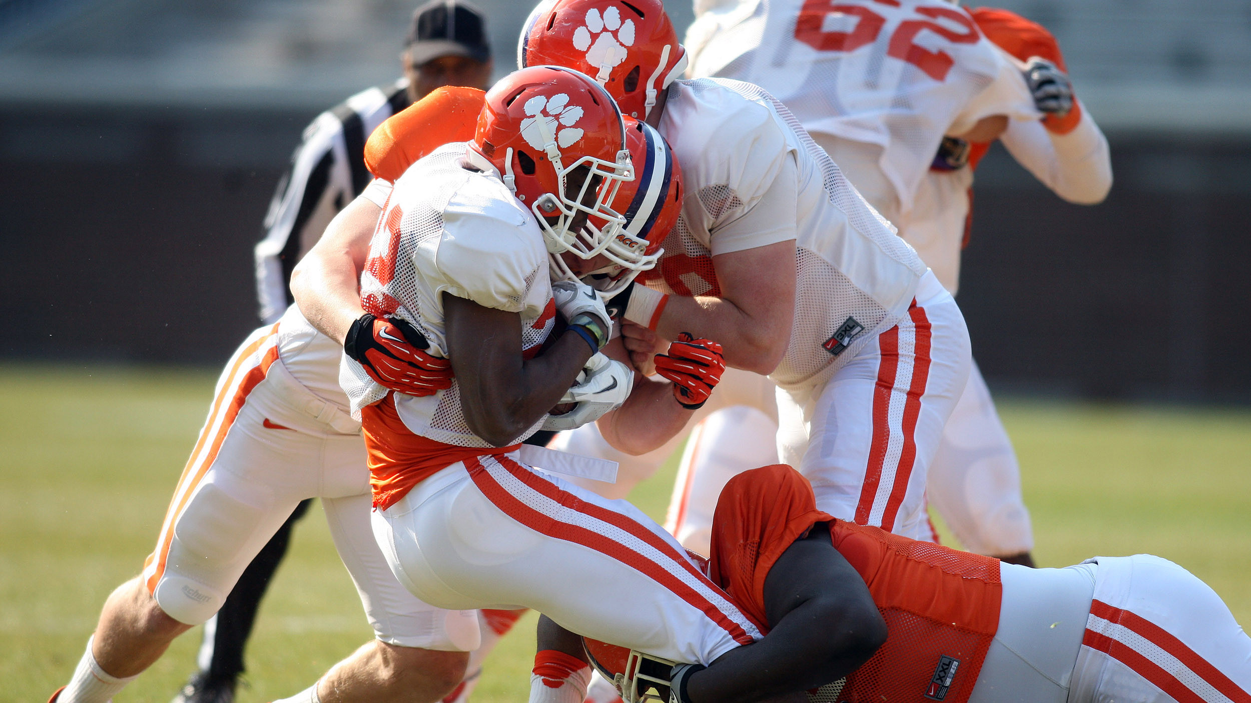 EXCLUSIVE: Defense Shines in First Spring Scrimmage
