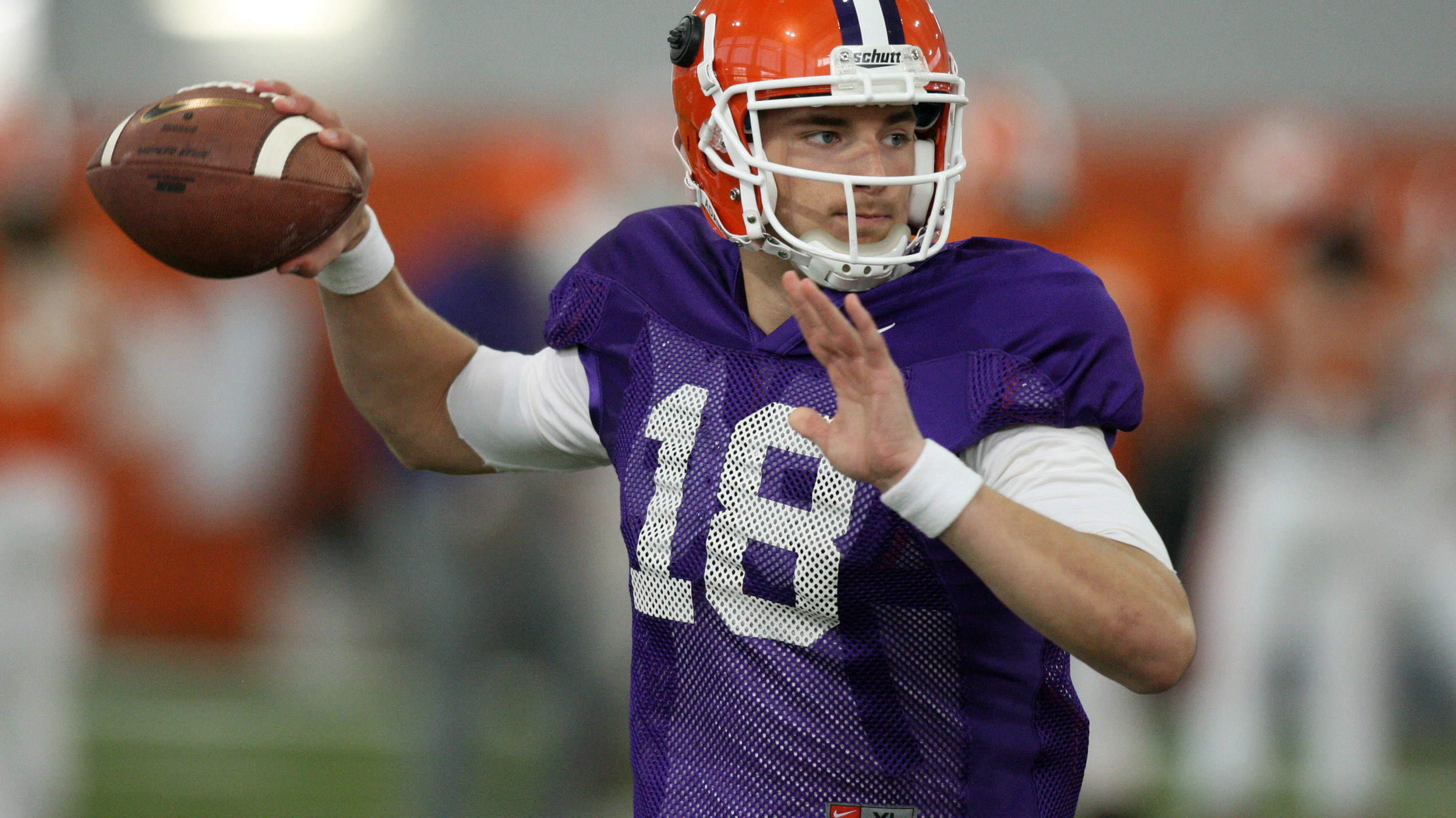 EXCLUSIVE: Stoudt, Kelly Get Chance to Run First-Team Offense