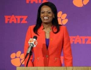 Head Coach Audra Smith