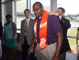 Brandon Thomas - Football