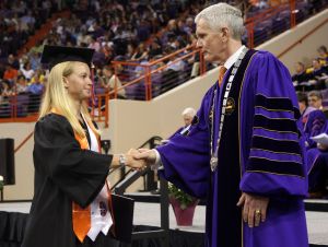 Kelly McGee - Women's Swimming