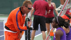 Assistant Coach Scott Kidd