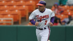 Head Coach Jack Leggett