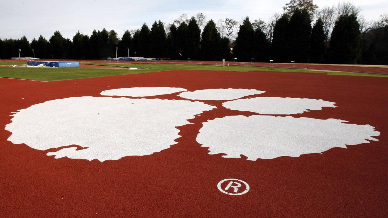 Robert Weir Added to Track & Field Coaching Staff