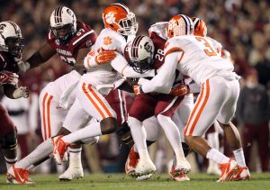 Jayron Kearse and Vic Beasley
