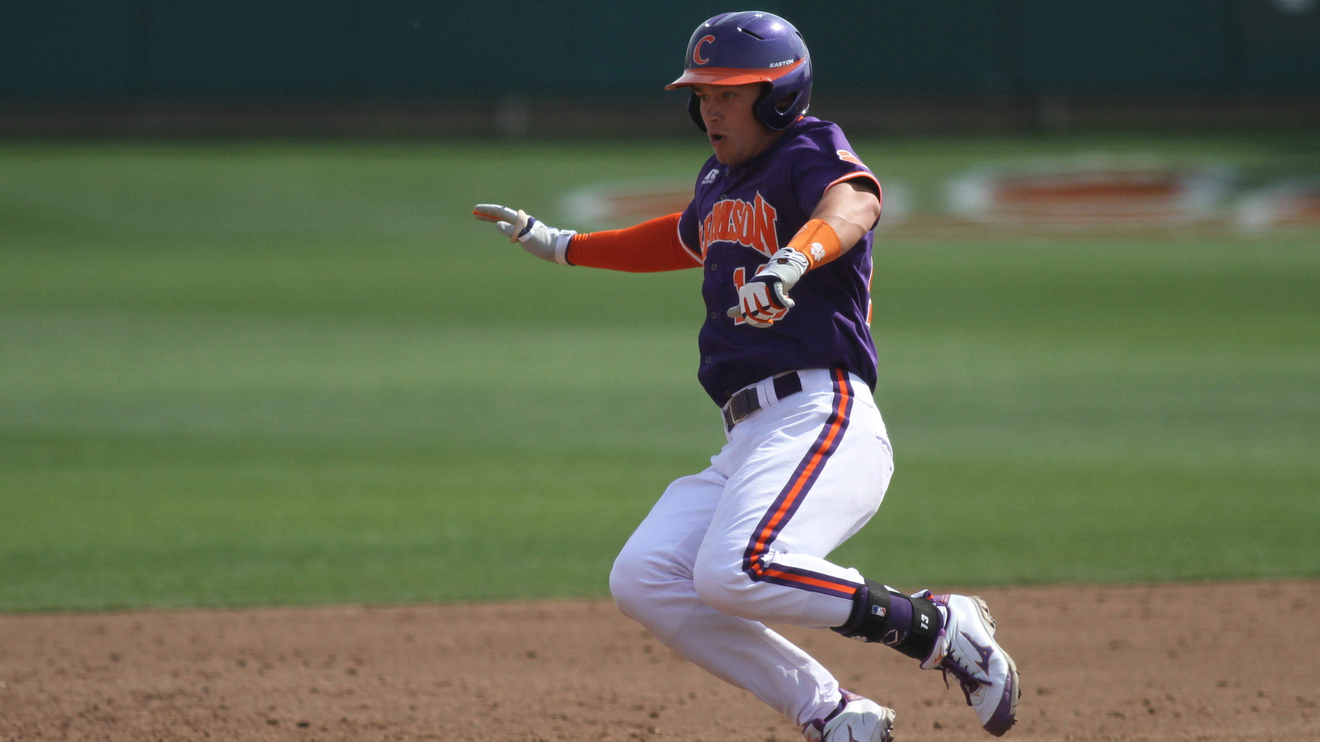No. 1 Florida State Rallies to Beat No. 13 Clemson 4-3 in Game 2 of DH Saturday