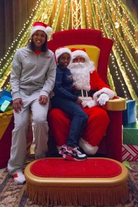 Men's and women's players treated local children to an unforgettable Christmas on Dec. 11 at Tiger Wonderland.