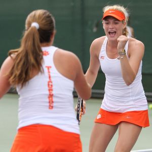 Romy Koelzer, Daniela Ruiz