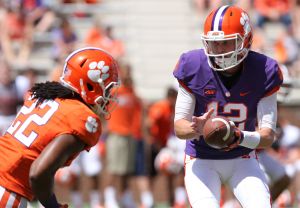 Nick Schuessler, Tyshon Dye