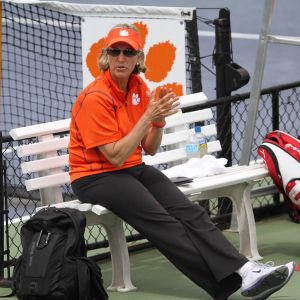 Head Coach Nancy Harris 