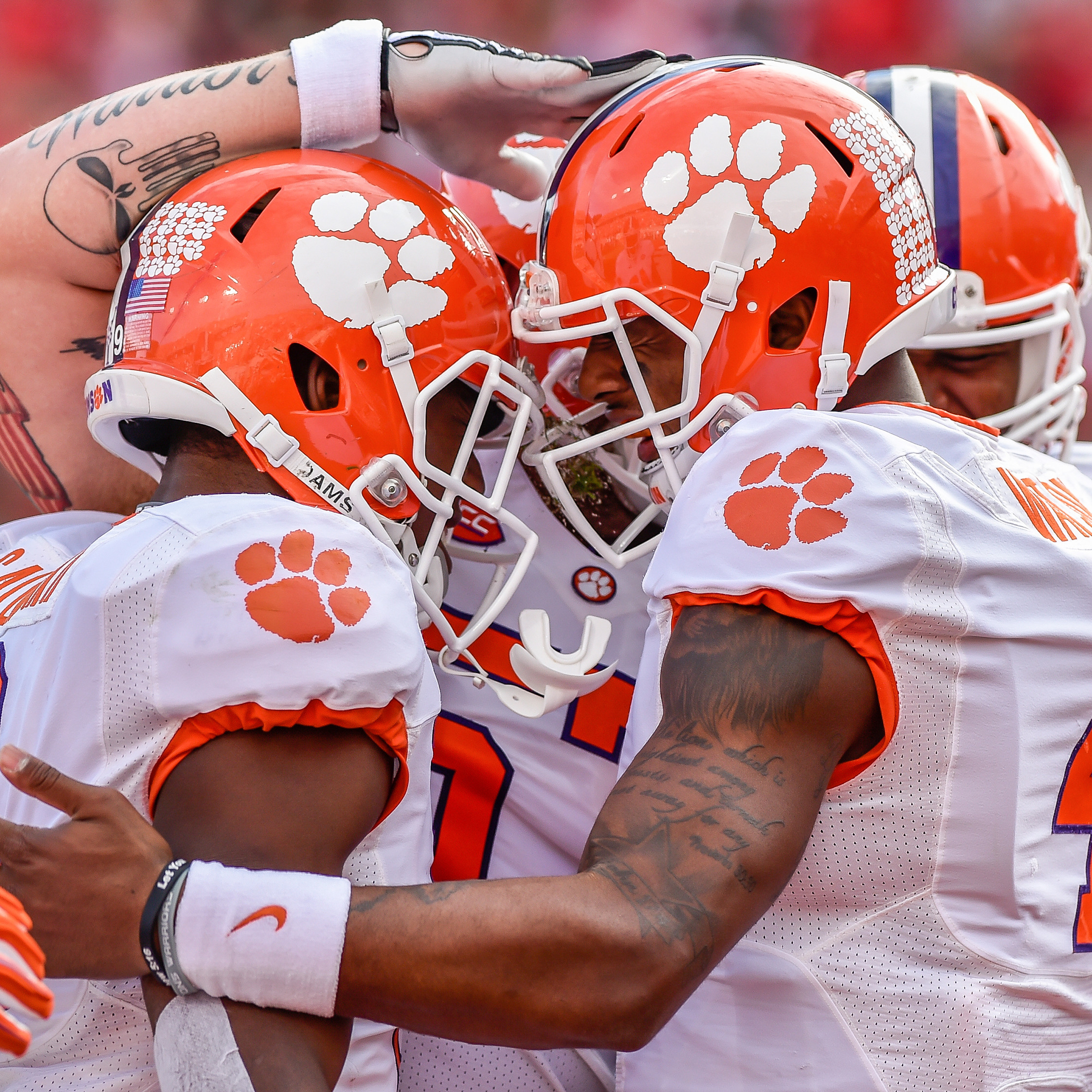 Tigers Atop CFB Playoff Poll