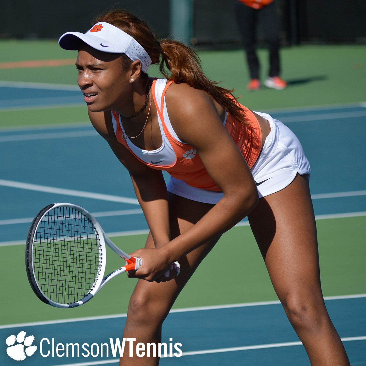 Broomfield Upsets Top-5 Singles Player in Clemson‘s Road Loss to #3 UNC