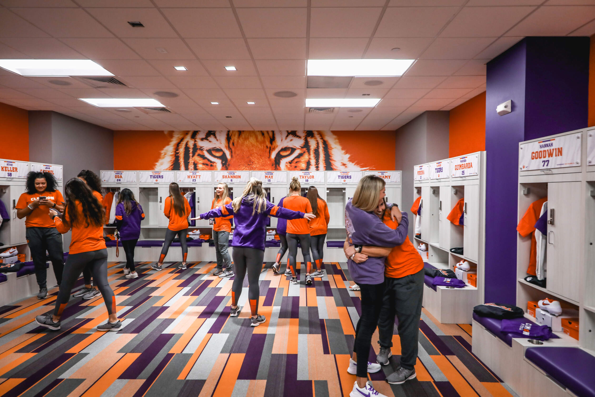 Softball Locker Room Reveal Clemson Tigers Official