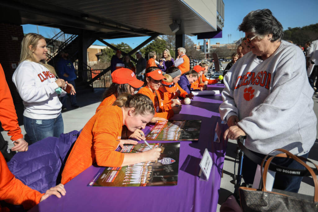 Clemson Tigers Official Athletics Site