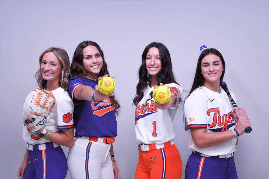 Softball Inks Four on National Signing Day