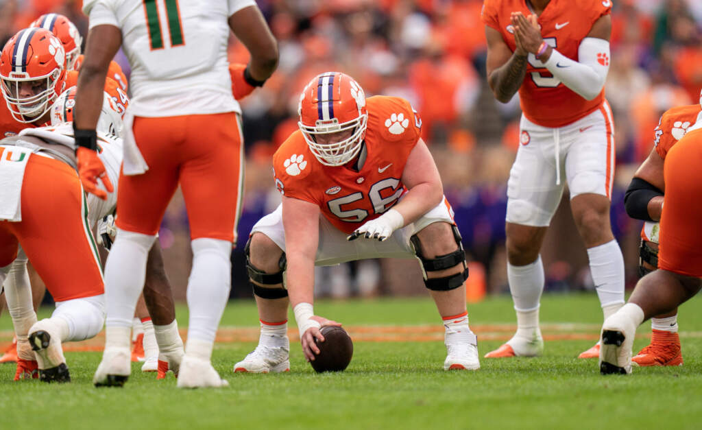 Putnam Named ACC Offensive Lineman of the Week