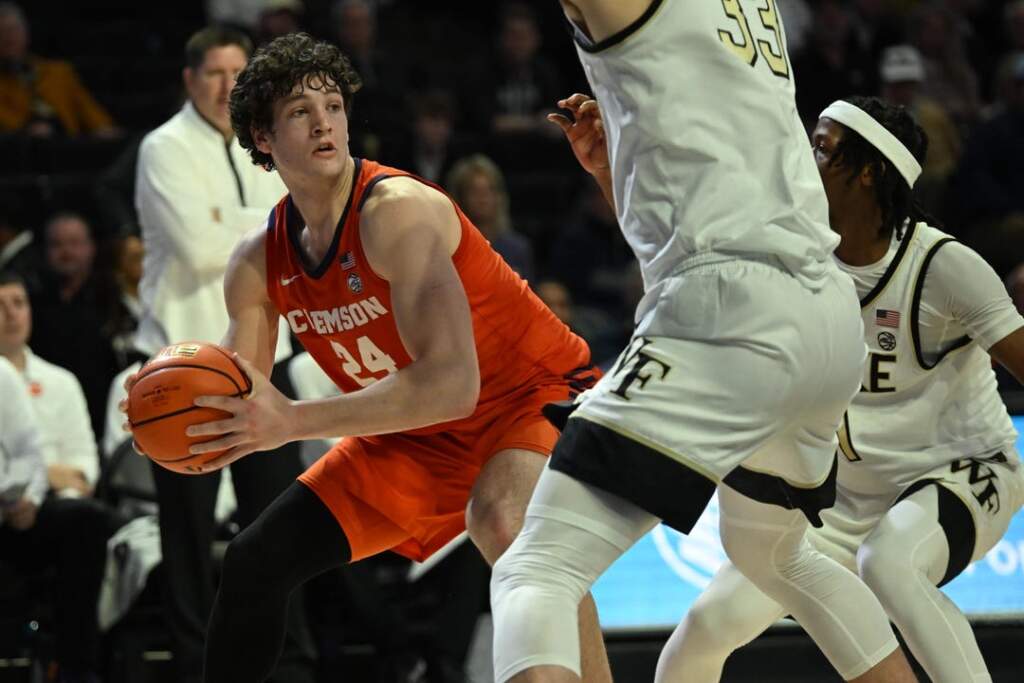 Clemson Drops First ACC Contest at Wake Forest, 87-77