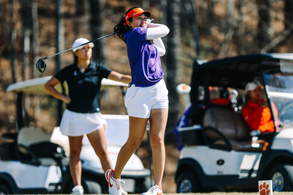 Tigers in Front After Round One of Clemson Invitational