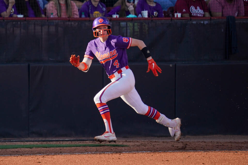 GAMEDAY CENTRAL: Clemson at Oklahoma – Super Regionals Game 1