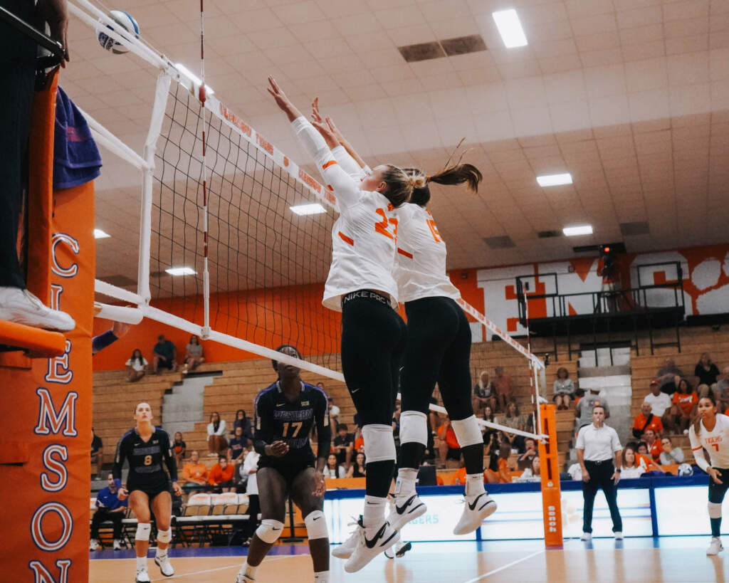 Tigers Top Western Carolina in Straight Sets