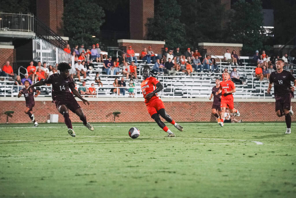 Sylla Named to the College Soccer News Men’s National Team of the Week