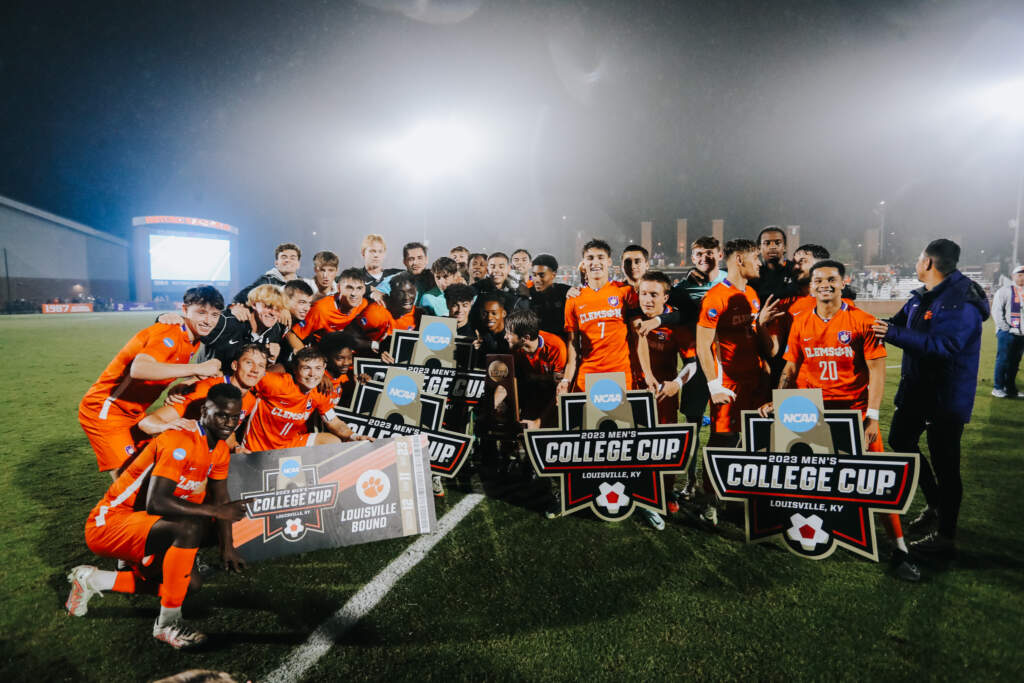 Men’s Soccer Advances to College Cup, Downs #16 Stanford 2-0