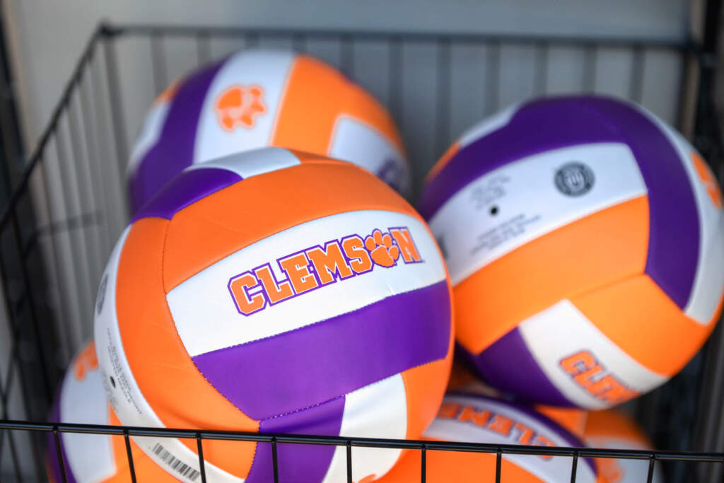 Volleyball Announces 2024 Summer Camps