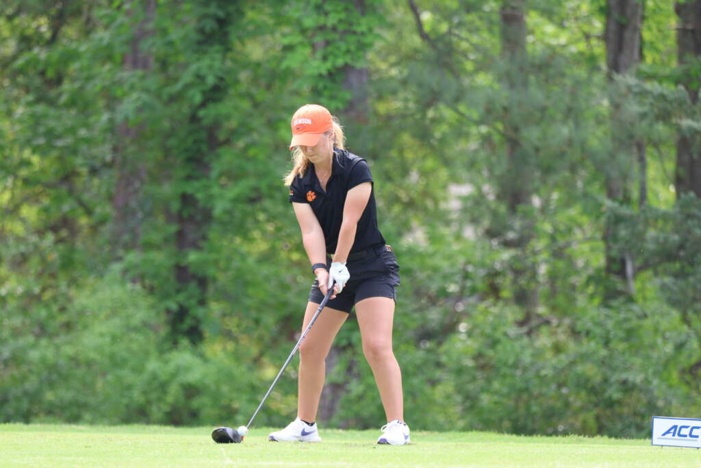 Women’s Golf Opens NCAA Regional Play on Monday