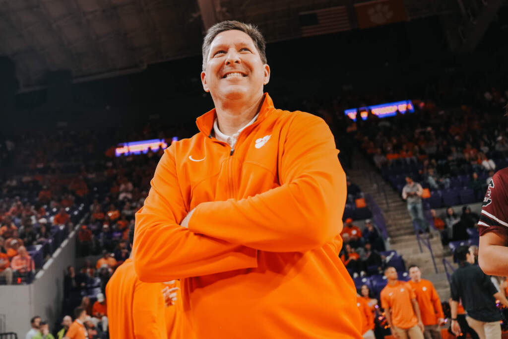 Clemson, Brad Brownell Agree to Contract Through 2029