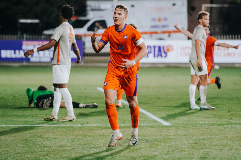 Meinhard Named ACC Offensive Player of the Week