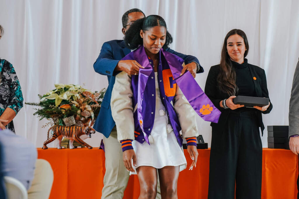 Clemson Tigers Official Athletics Site