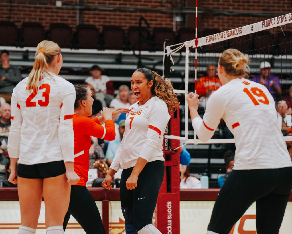 Volleyball Lands Ten on All-ACC Academic Team