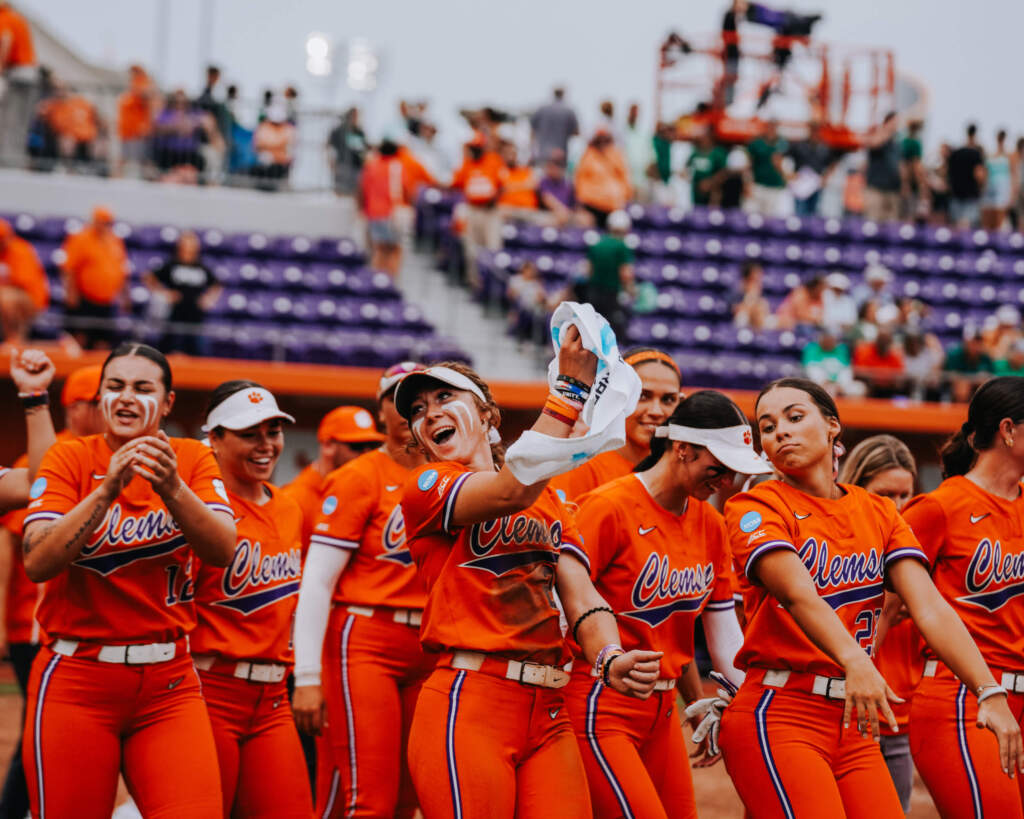Highlights: Clemson Run-Rules USC Upstate