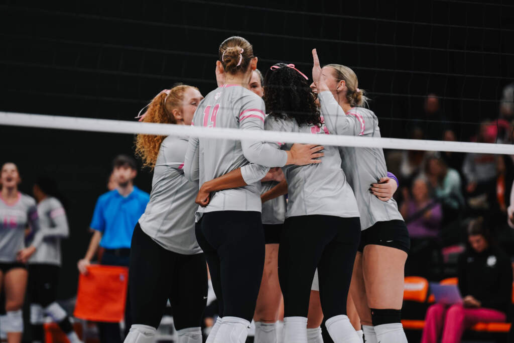 Tigers Sweep Golden Bears in Dig Pink Match