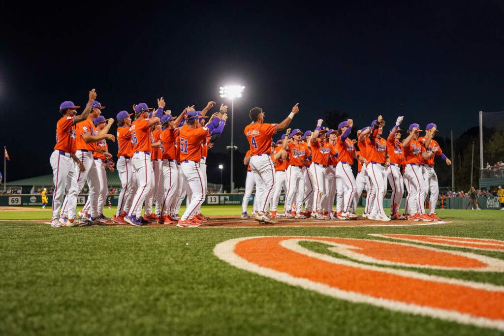 Clemson Tigers Official Athletics Site