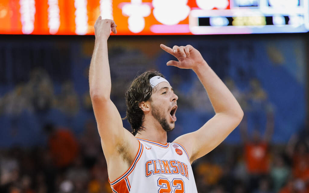 Tigers Finish Ferocious Comeback to Down Mountaineers 70-67