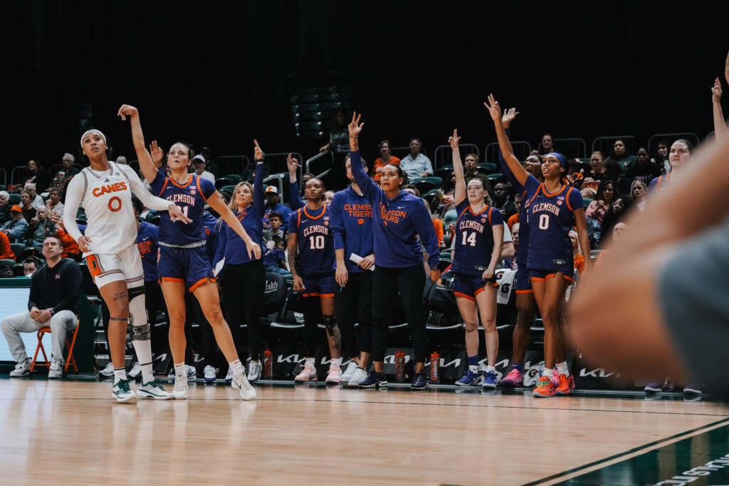 Raven Thompson Nets Season-High 24 Points In Win at Miami, 70-55