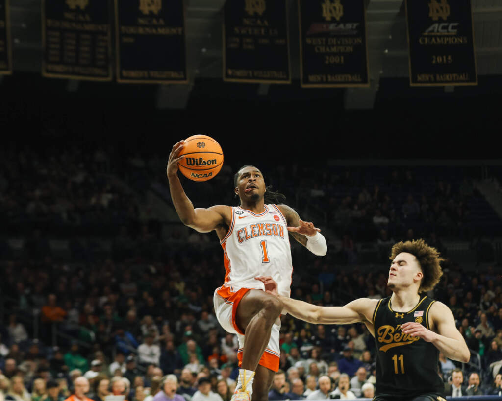 Clemson Wins 11th Consecutive ACC Road Game in 76-61 Win at Notre Dame