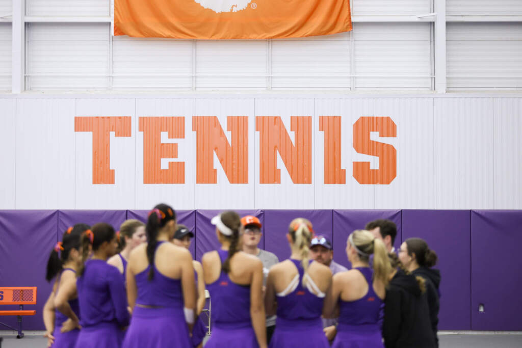 MATCH DAY CENTRAL: No. 21 Clemson at Kansas