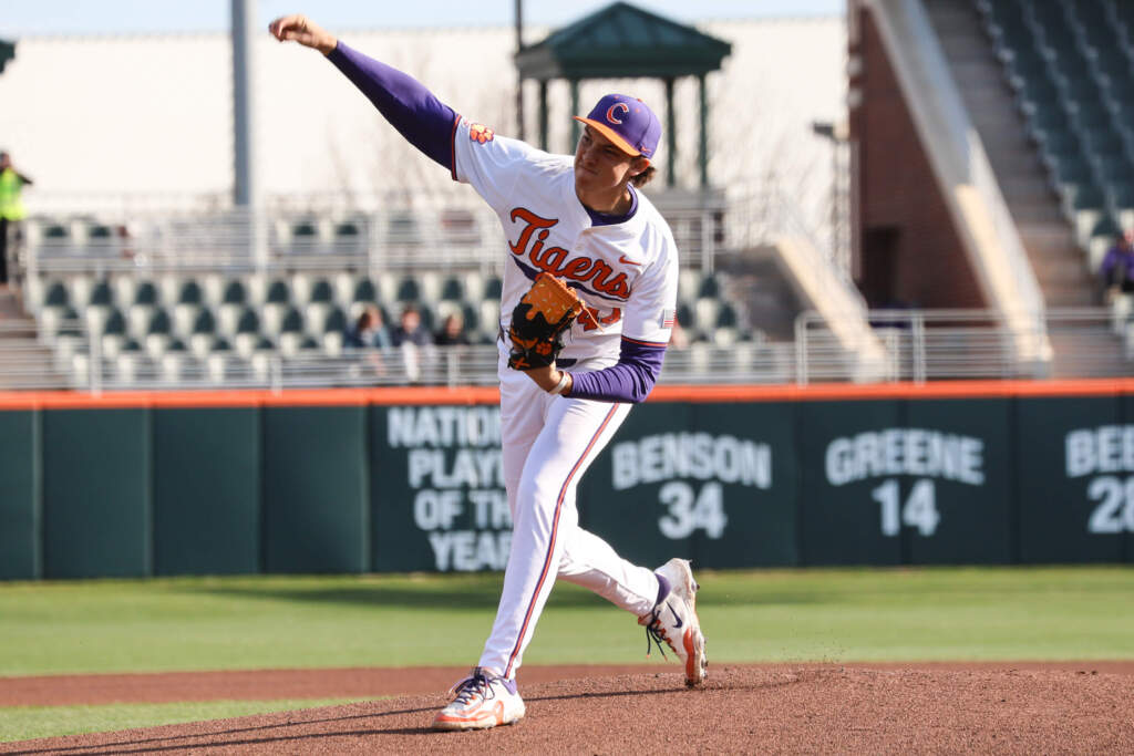 No. 11 Tigers Down Blue Hose 6-2