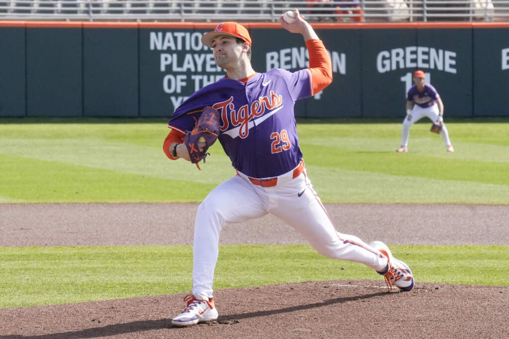 No. 15 Clemson Outlasts Bryant 5-3