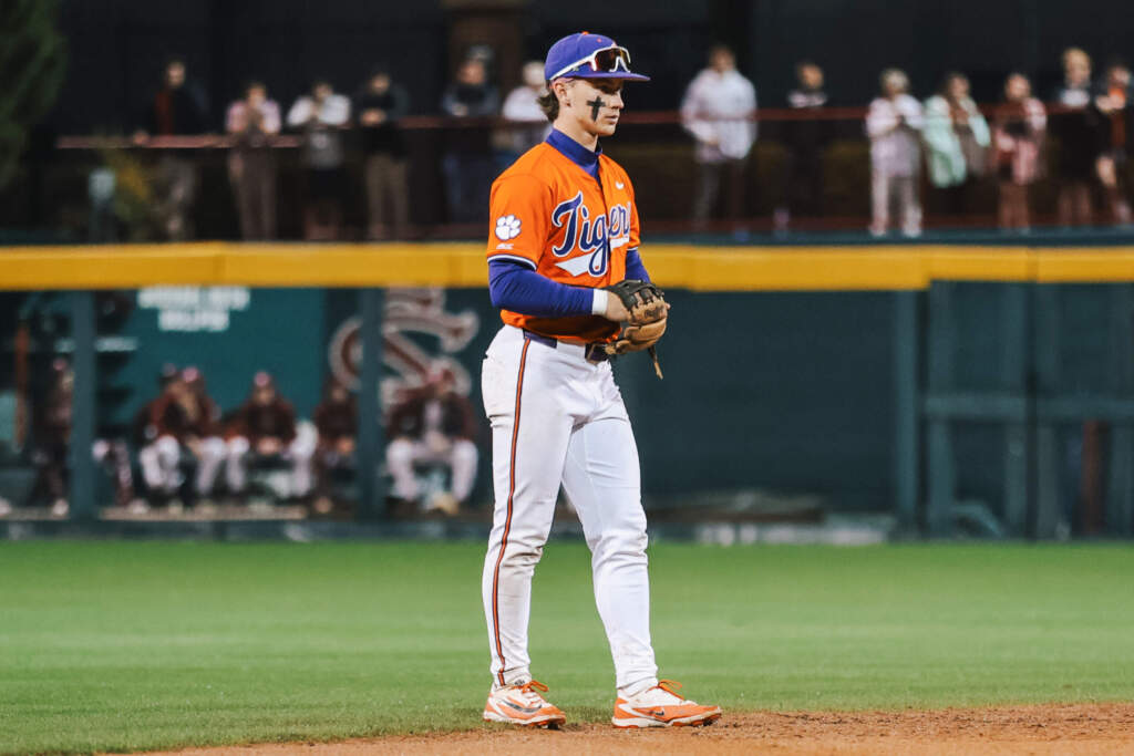 Gamecocks Down No. 11 Clemson 7-0