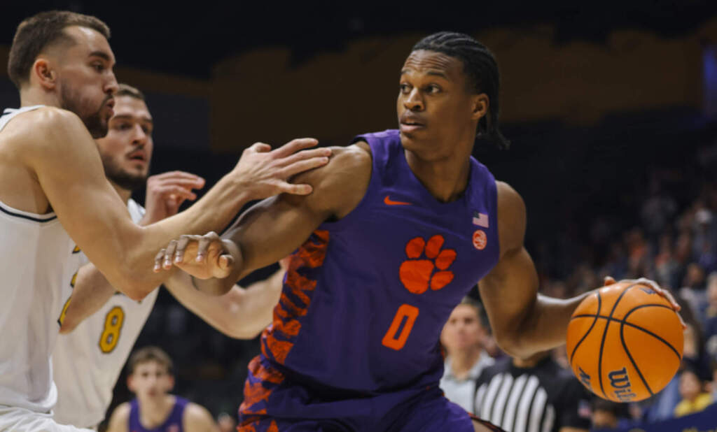 Clemson Coasts to 77-55 Victory at Cal
