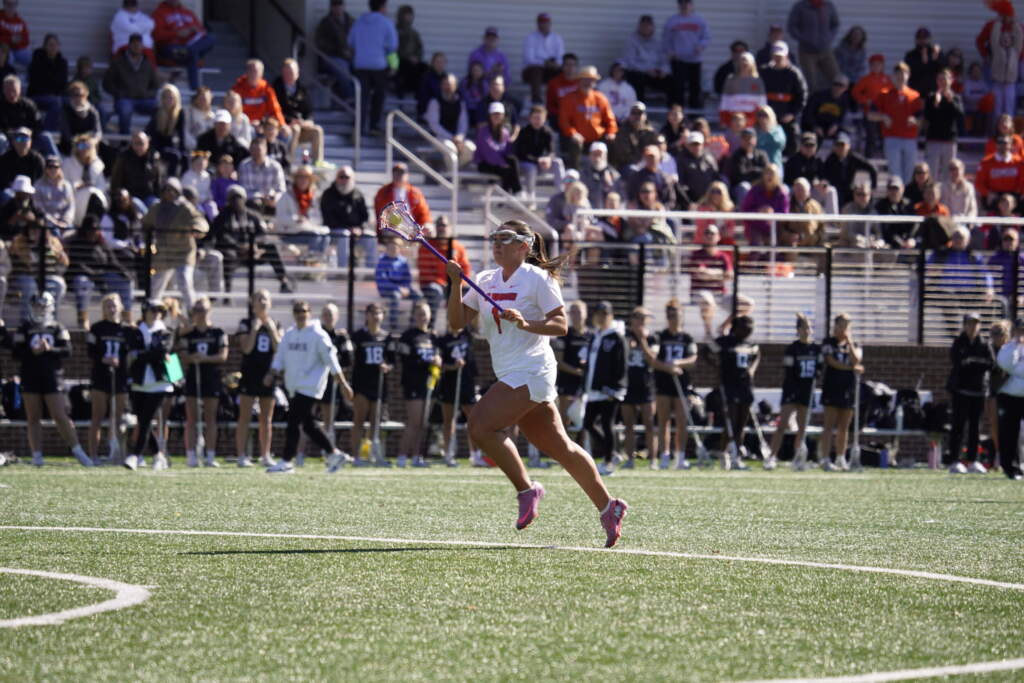 No. 12/10 Clemson Surges Past Vanderbilt in Season Opener, 20-5