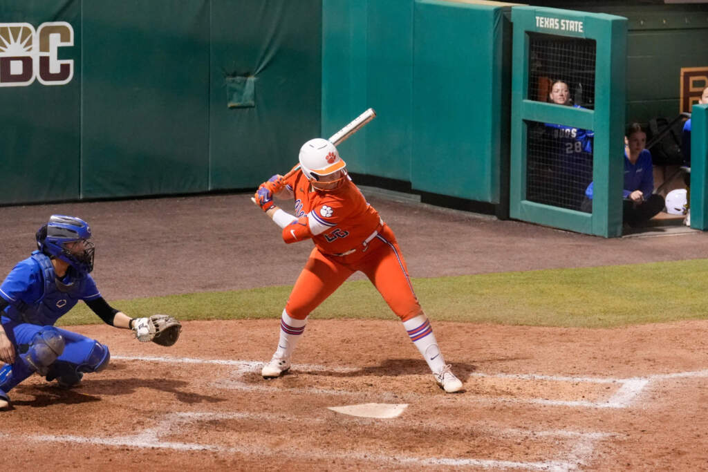 GAMEDAY CENTRAL: Softball at Charlotte