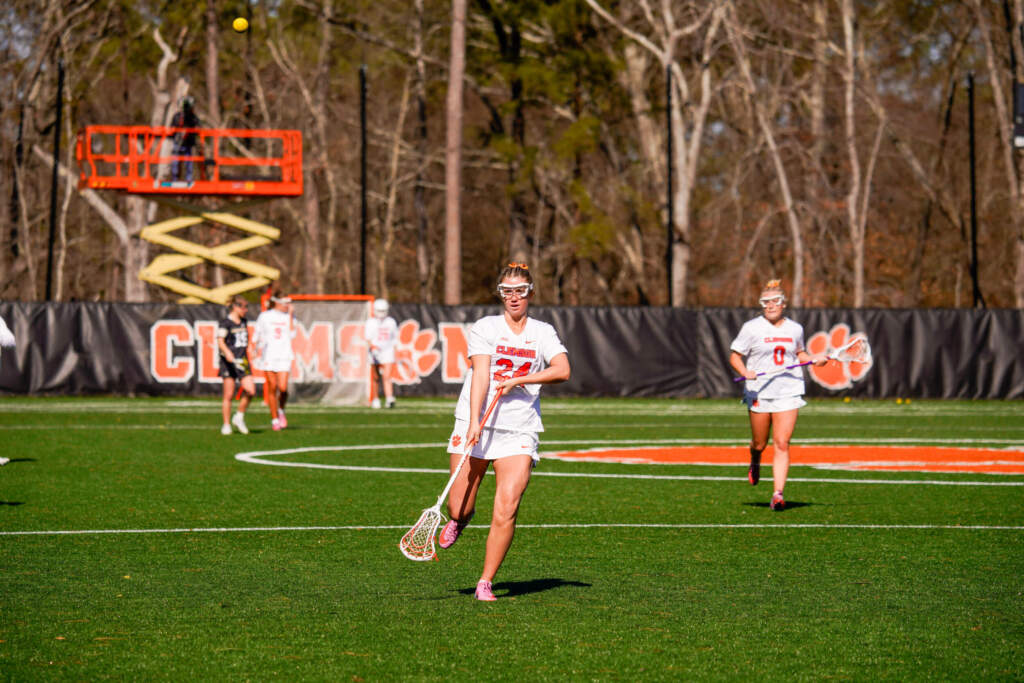 No. 9/9 Clemson Hits the Road for Ranked ACC Matchup Against No. 11/12 Boston College