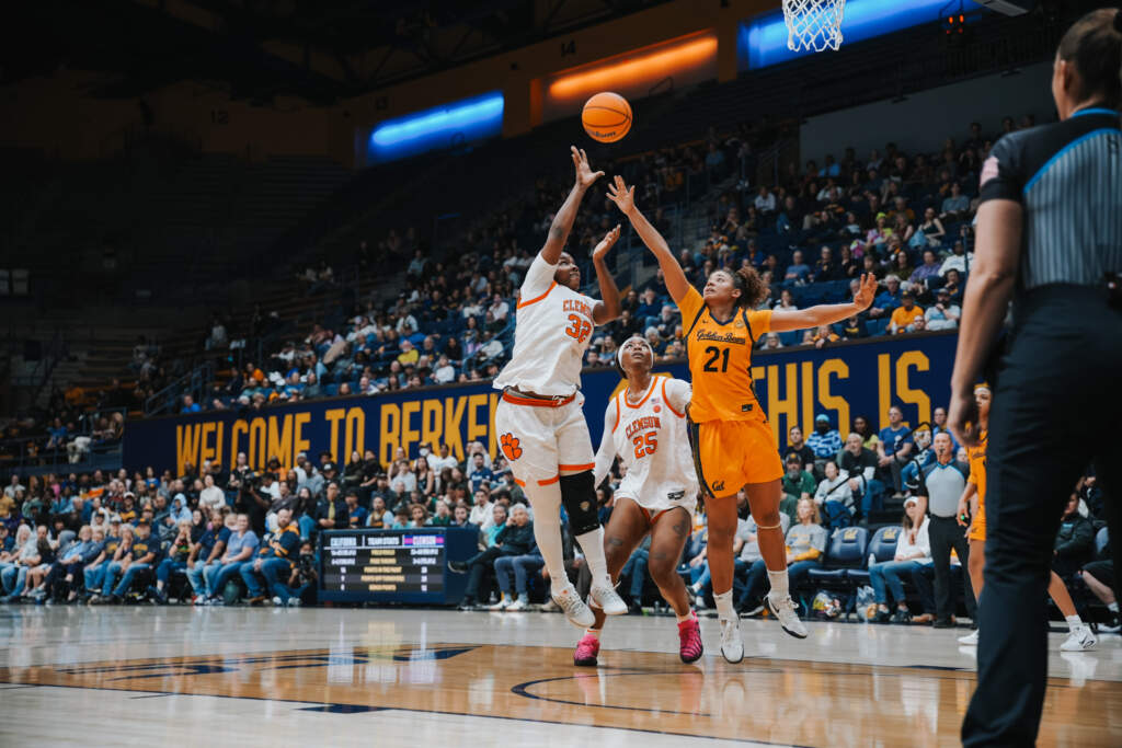 Thompson Registers Double-Double as Tigers Pick up 20th Win At Cal., 70-63