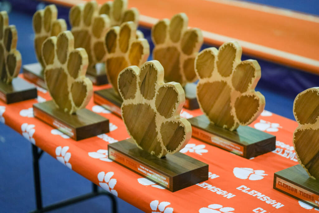 Holliday Breaks His Own School Record in Day One of the Tiger Paw