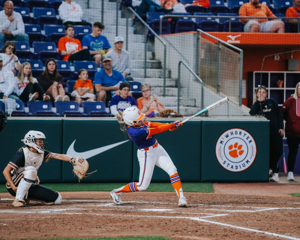 Tigers Shutout Cougars, 7-0