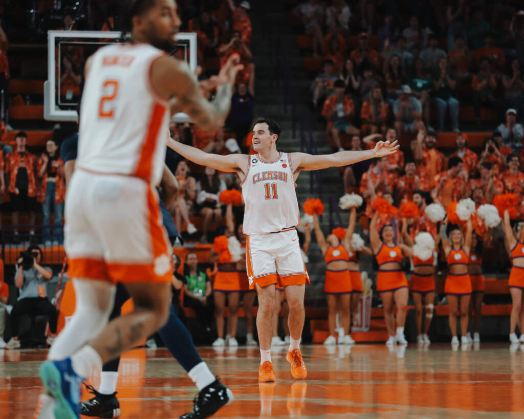 Clemson Rallies to Beat Georgia Tech on Senior Day